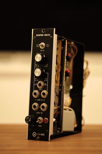 Moog-Headphone